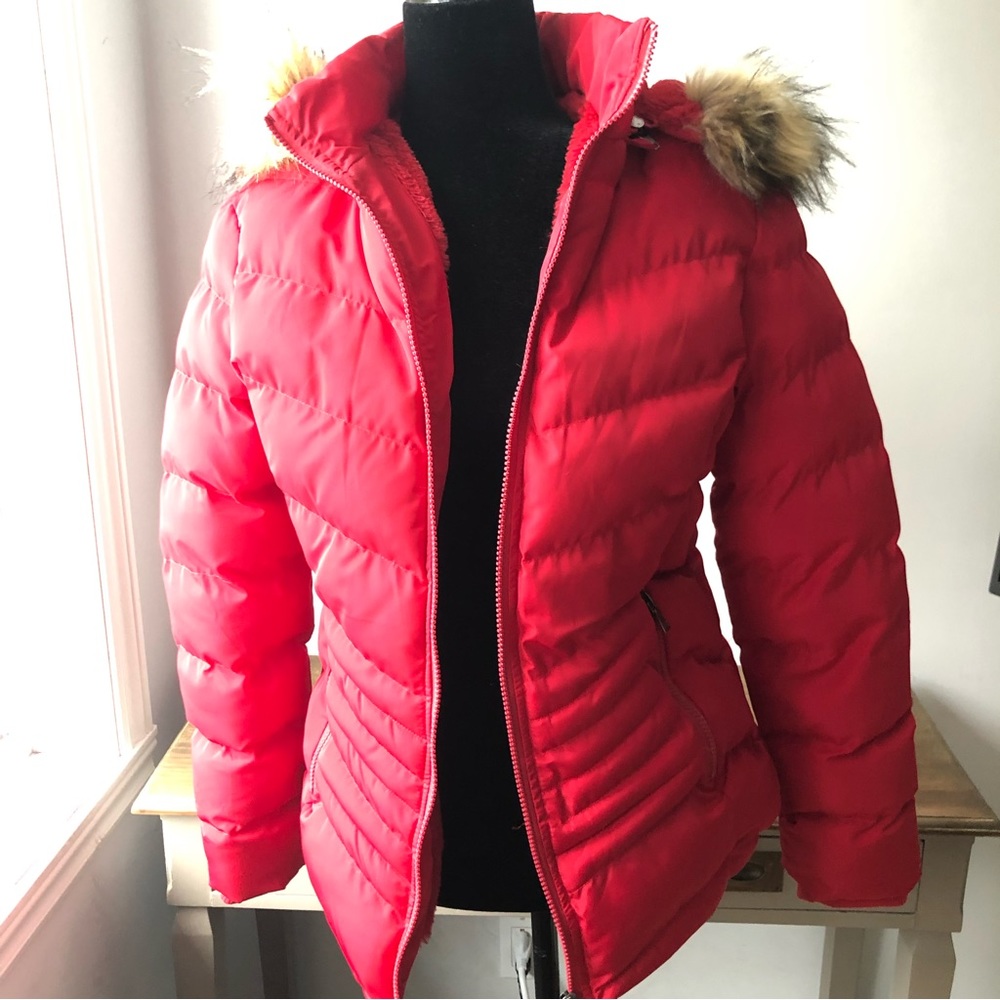 Red Short Puffer Jacket - Picture 3 of 11